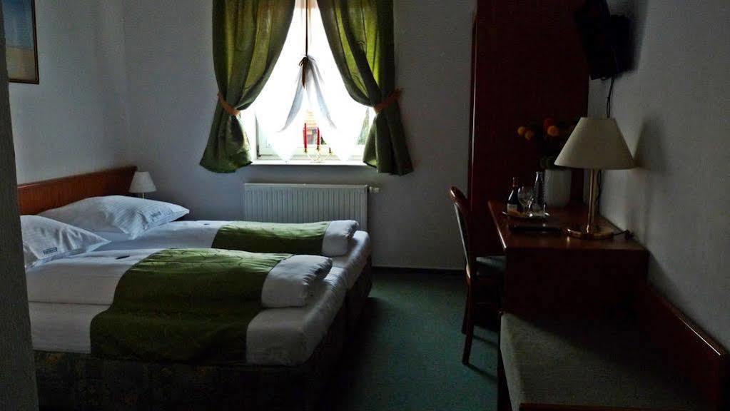 Hotel Abtshof Halberstadt Dış mekan fotoğraf